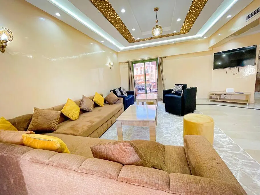 Luxury Apartment 3-Bedrooms/Terraces Gueliz Centre Marakeş 0*,